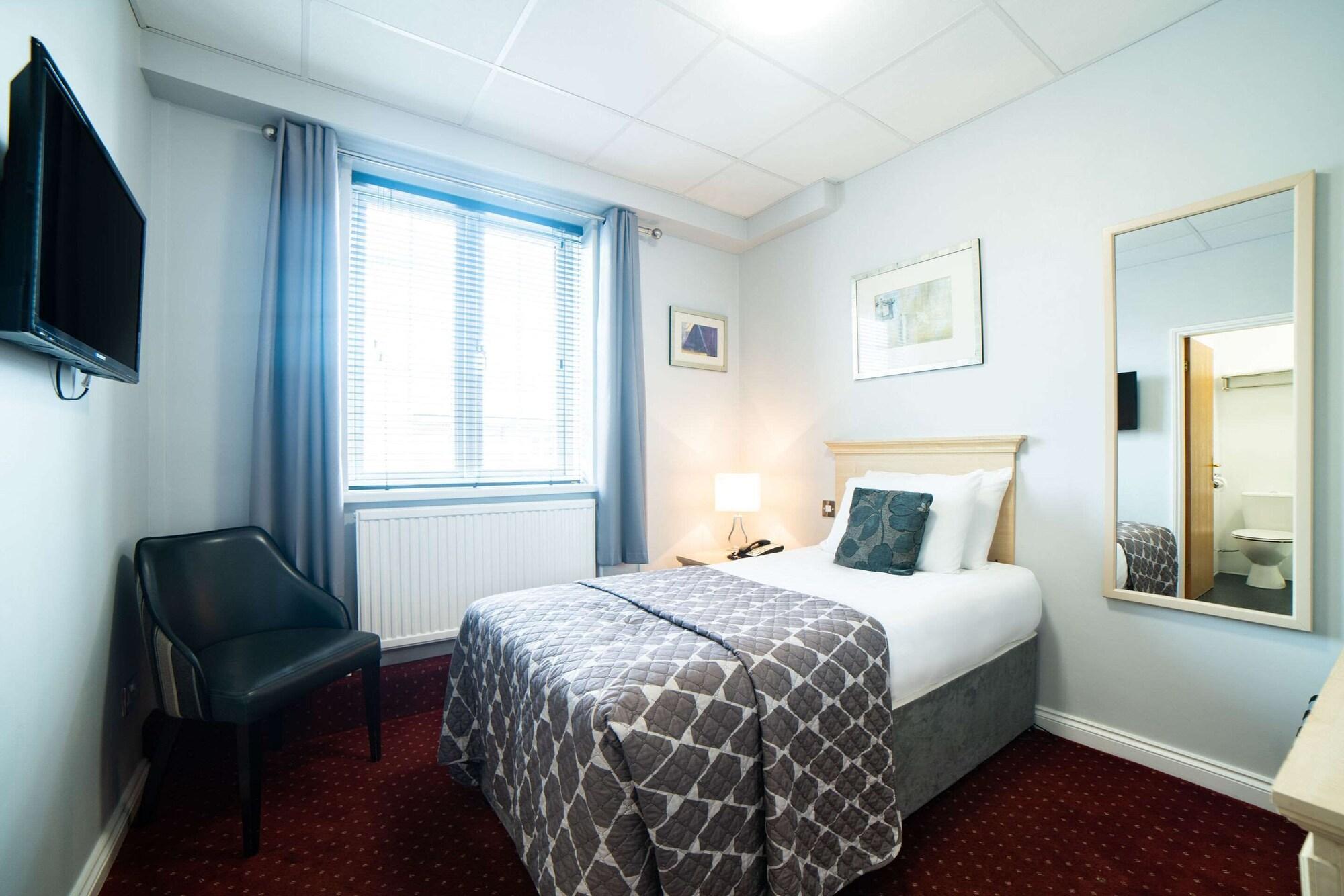 Quality Hotel Coventry Exterior photo
