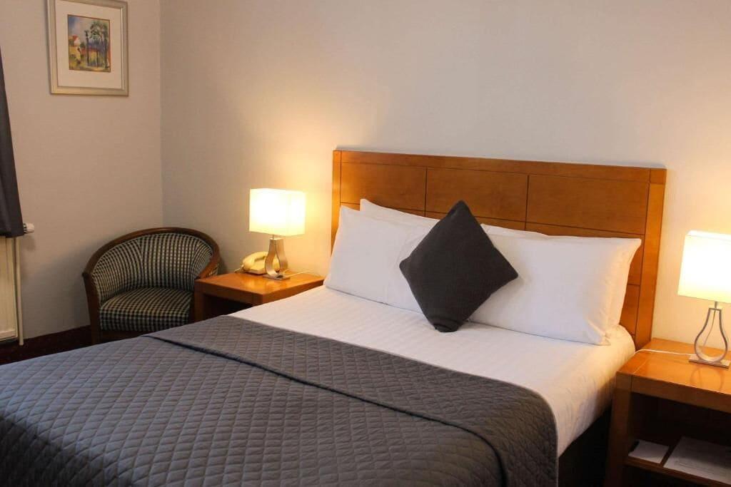 Quality Hotel Coventry Exterior photo