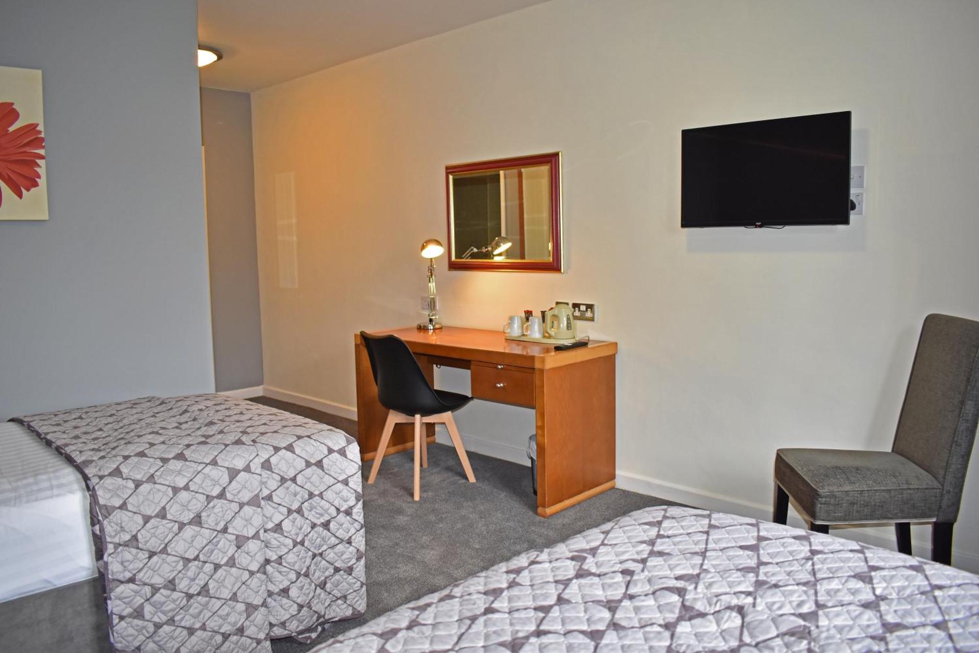 Quality Hotel Coventry Exterior photo