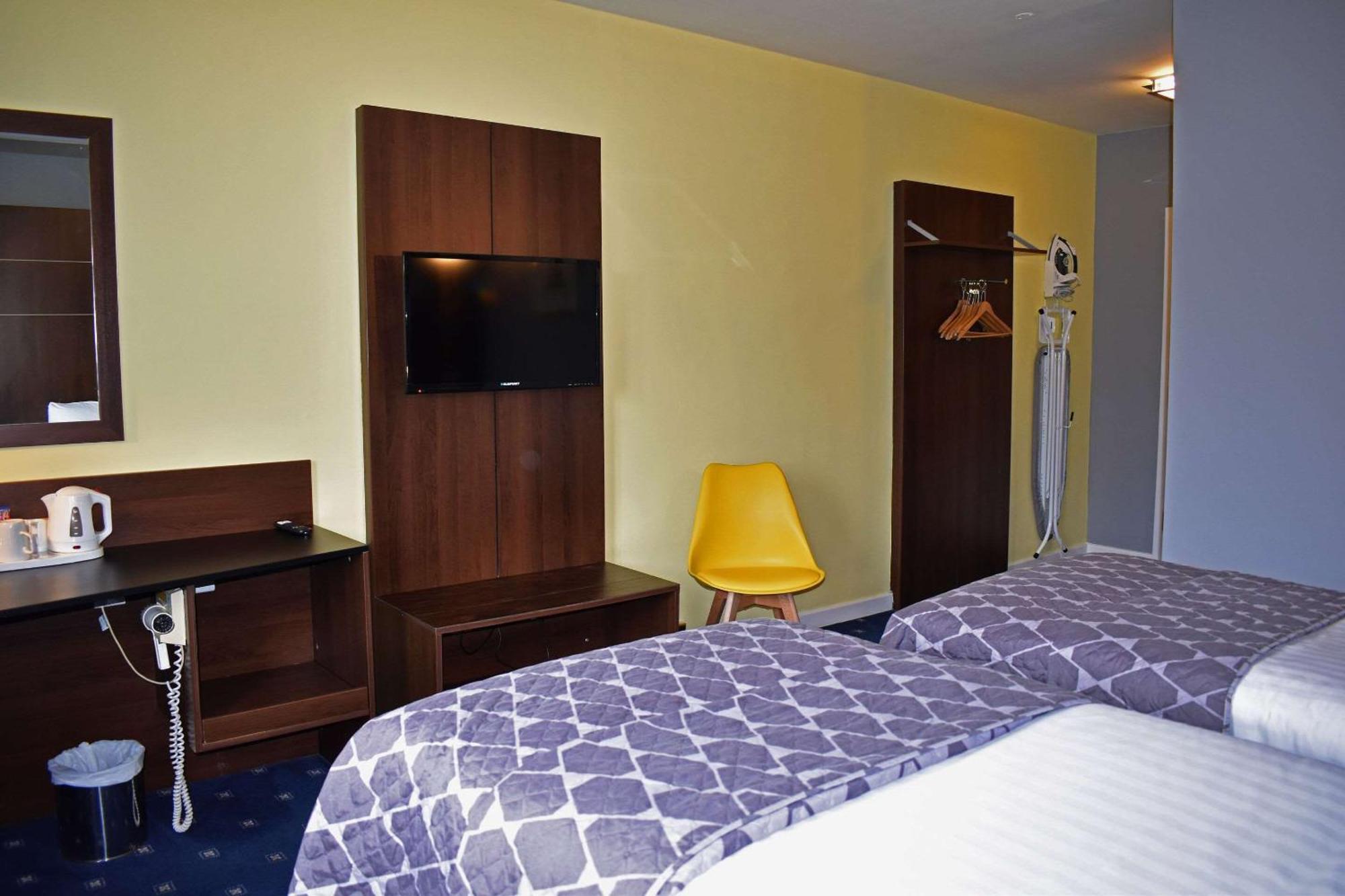 Quality Hotel Coventry Exterior photo